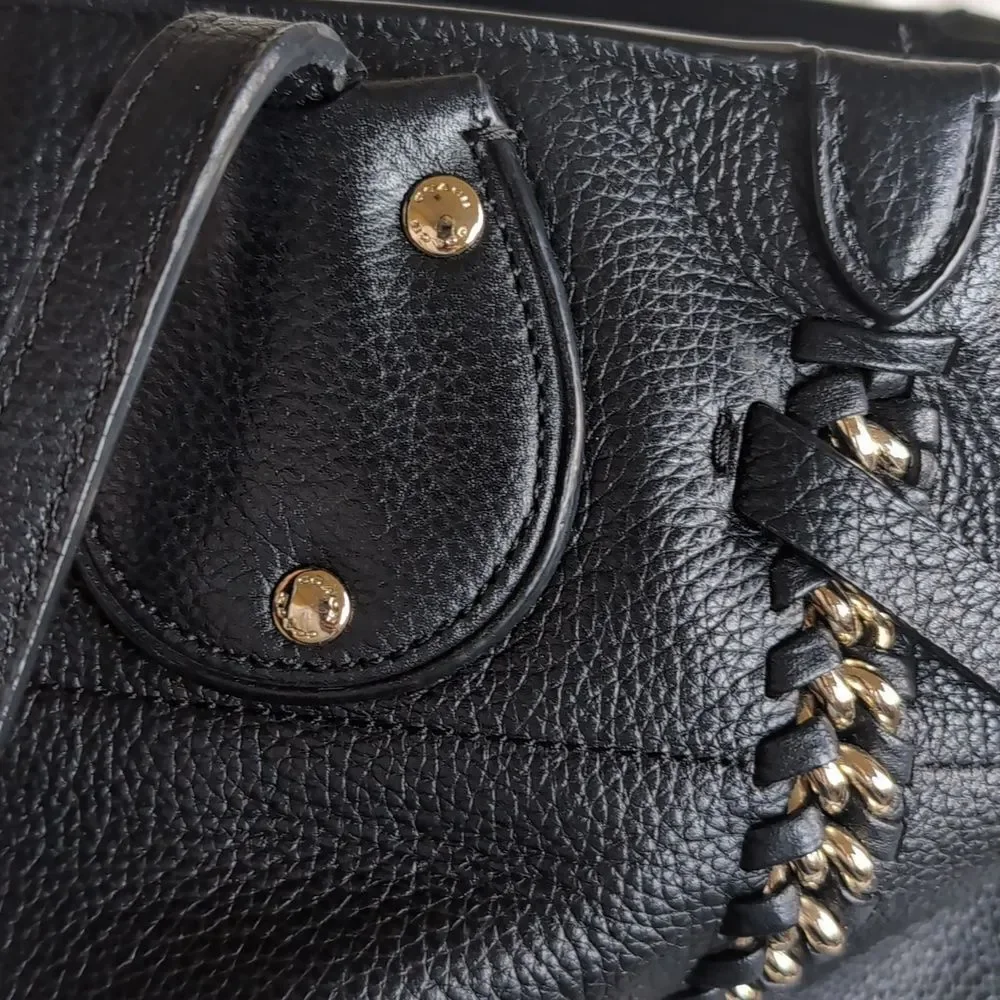 Coach ♣️Limited Edition Tatum Whipstitch Shoulder Bag /Gold Chain Detailing